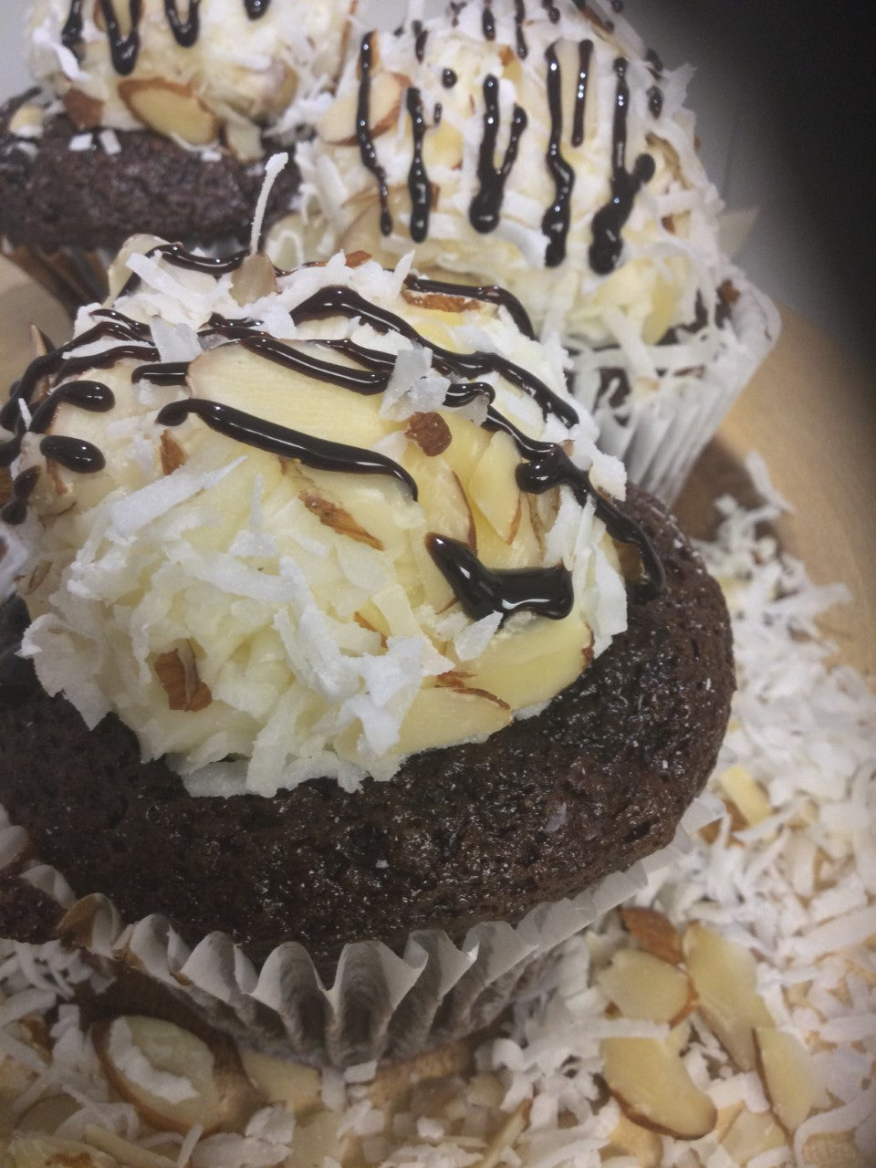 SHIP-TO-ME CUPCAKES